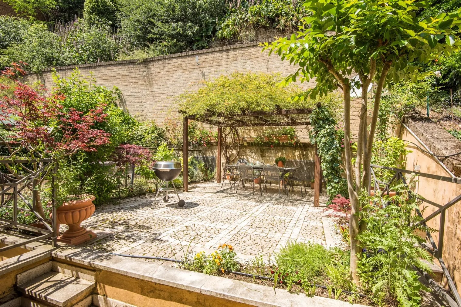 giardino-angolo-min.jpg